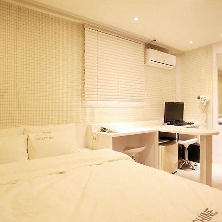 โรงแรมไชน์ โซล ภายนอก รูปภาพ