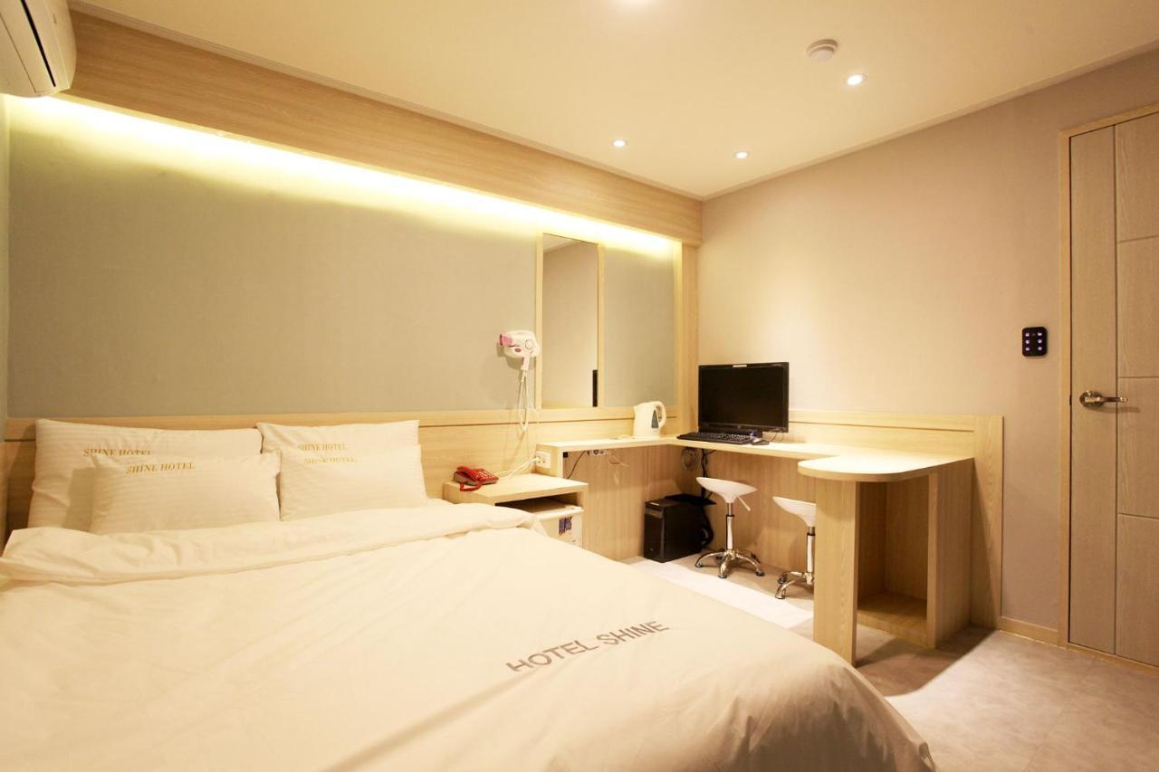 โรงแรมไชน์ โซล ภายนอก รูปภาพ