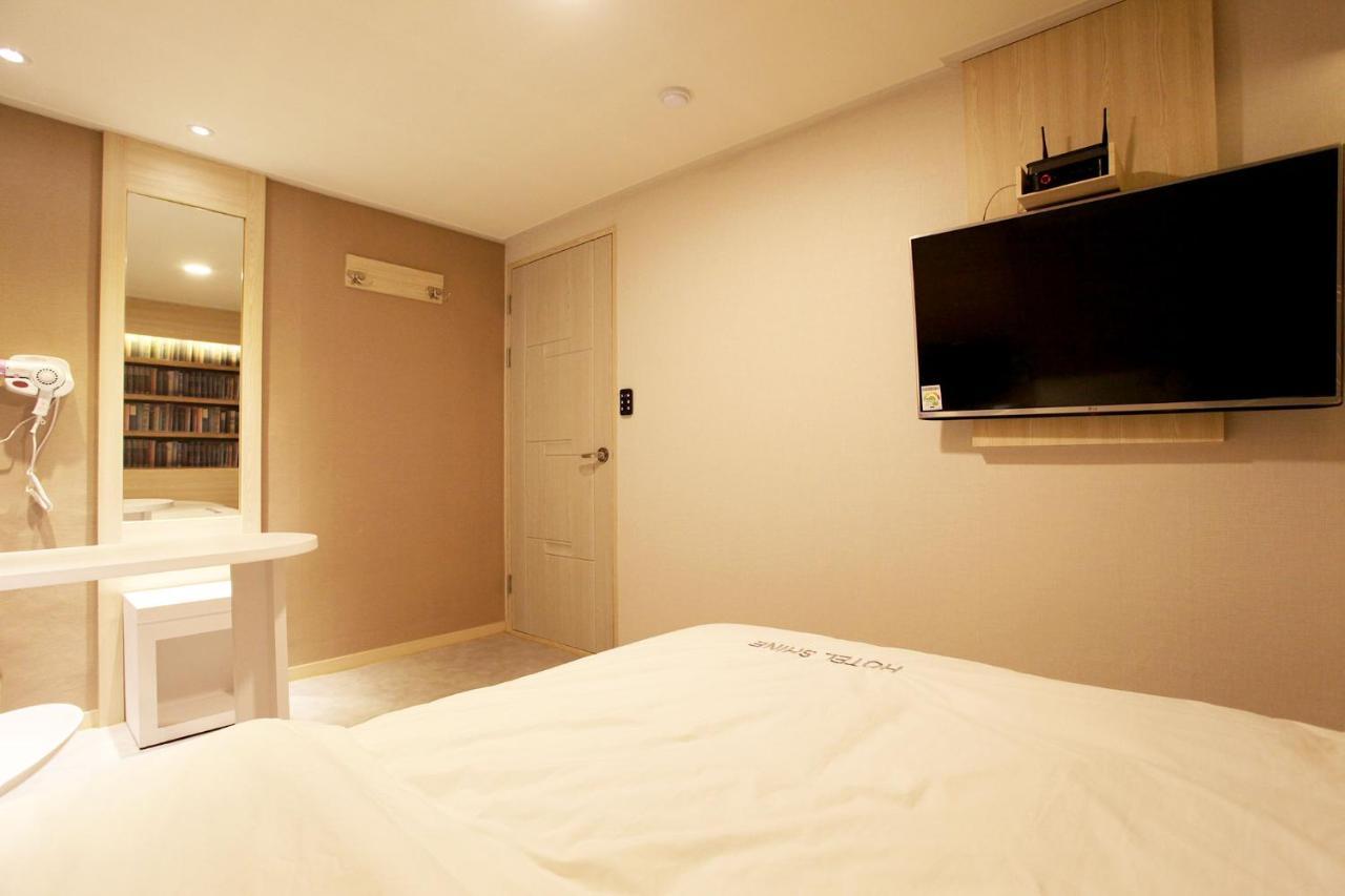โรงแรมไชน์ โซล ภายนอก รูปภาพ
