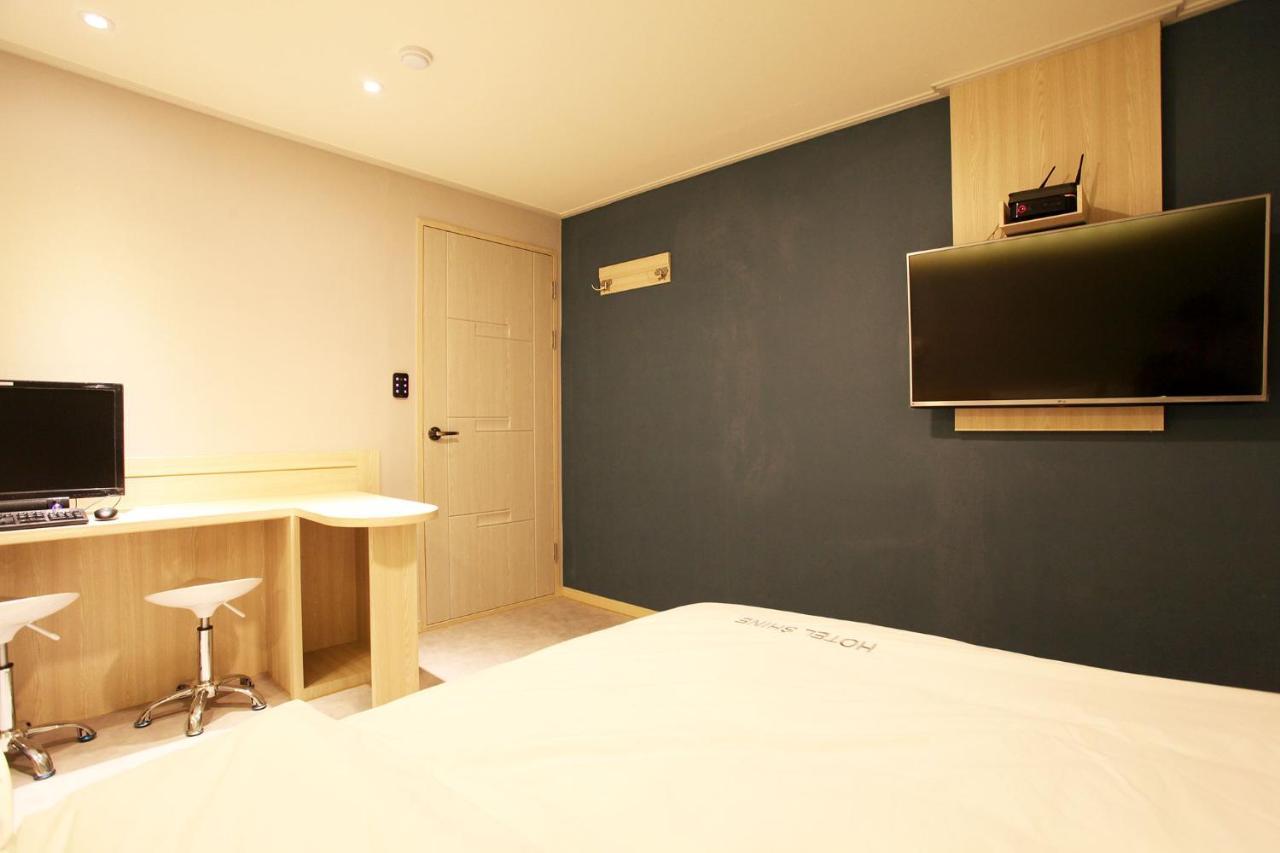 โรงแรมไชน์ โซล ภายนอก รูปภาพ