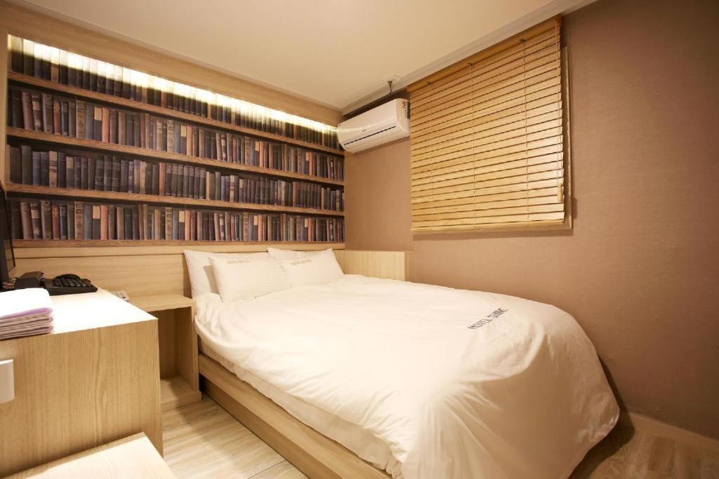 โรงแรมไชน์ โซล ภายนอก รูปภาพ