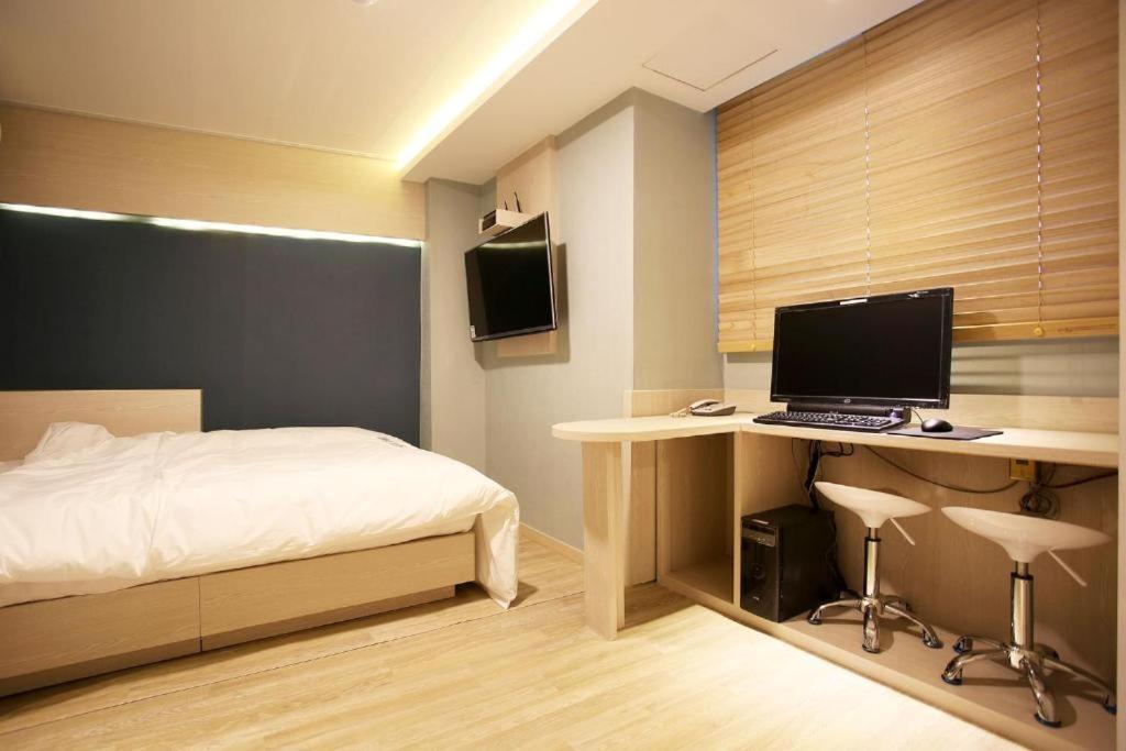 โรงแรมไชน์ โซล ภายนอก รูปภาพ