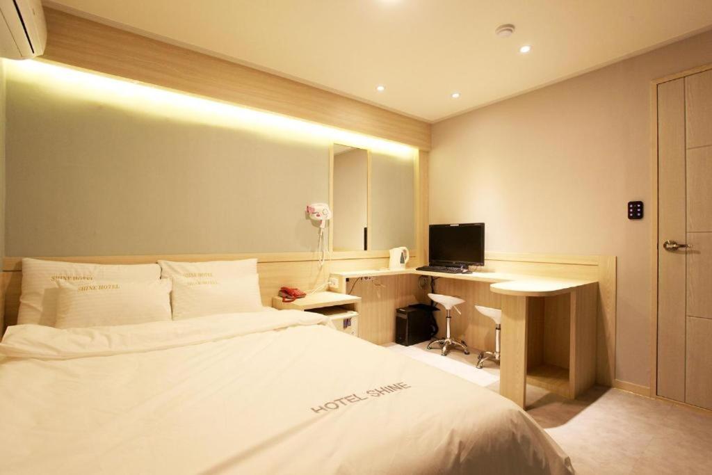 โรงแรมไชน์ โซล ภายนอก รูปภาพ